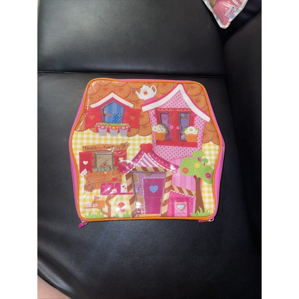 Lalaloopsy Mini playhouse and carrier